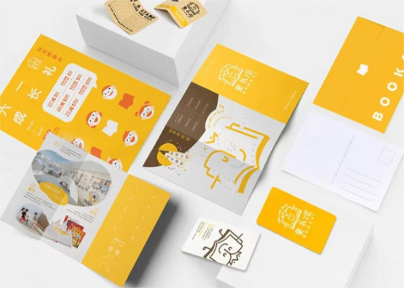 充滿趣味的卡通教育類三折頁設計！